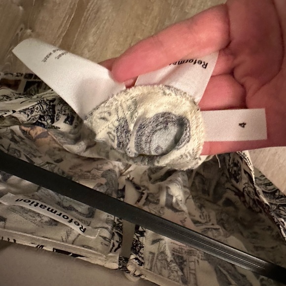 Reformation mini comic dress ✨Rare✨ - Picture 5 of 5